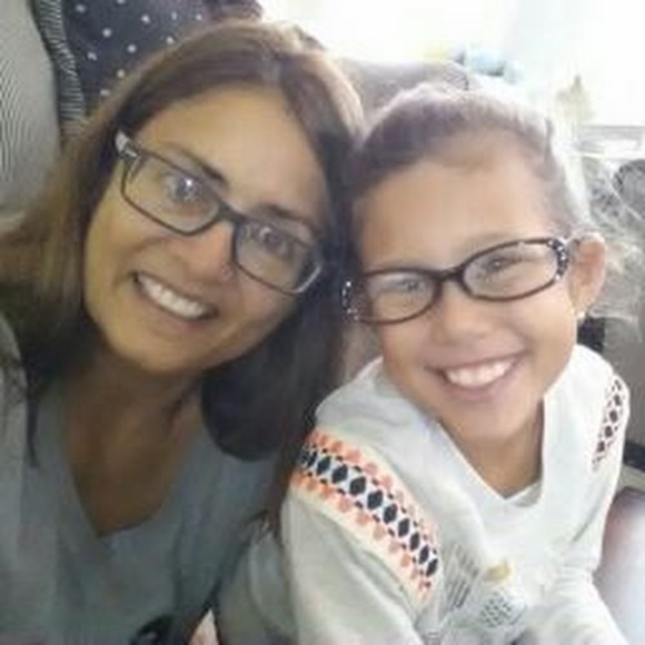 Meet your Posher, Monica - Picture 1 of 1